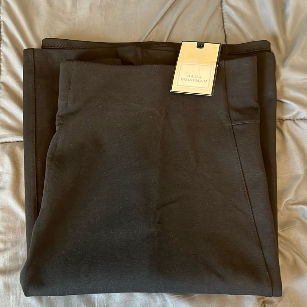 Dana Buchman Pull On Skirt Black Size XL NWT
